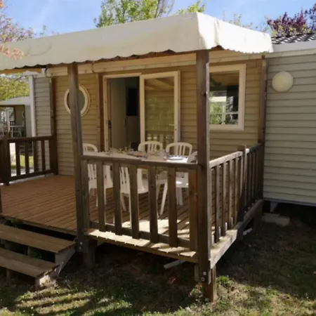 3 Etoiles - Piscine - Ccbfgbf Campingplatz 3*