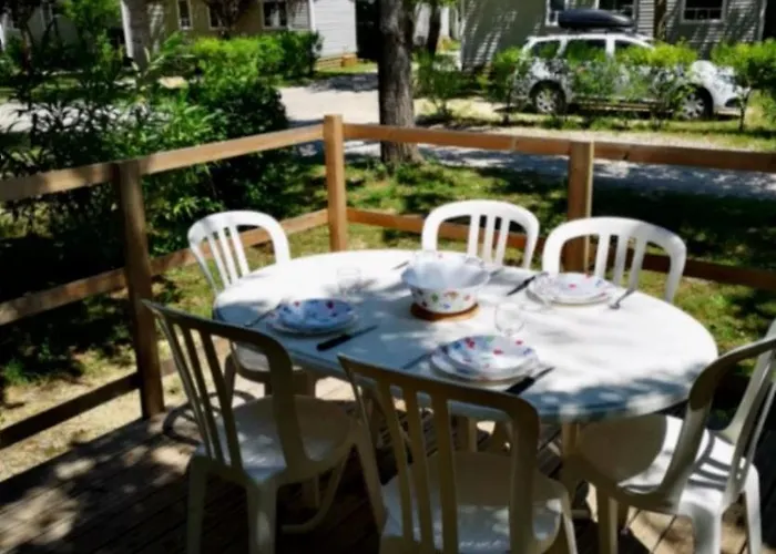3 Etoiles - Piscine - Ccbfgbf 3* Collias